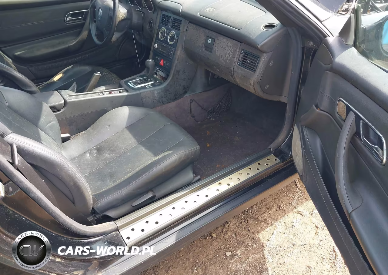 1999 Mercedes-Benz Slk 230 Kompressor VIN:WDBKK47F5XF111623 - 8