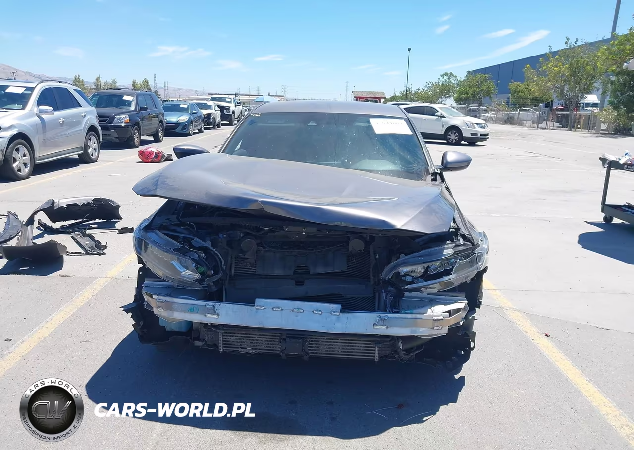 2018 Honda Accord Sport VIN:1HGCV1F39JA155214 - 13
