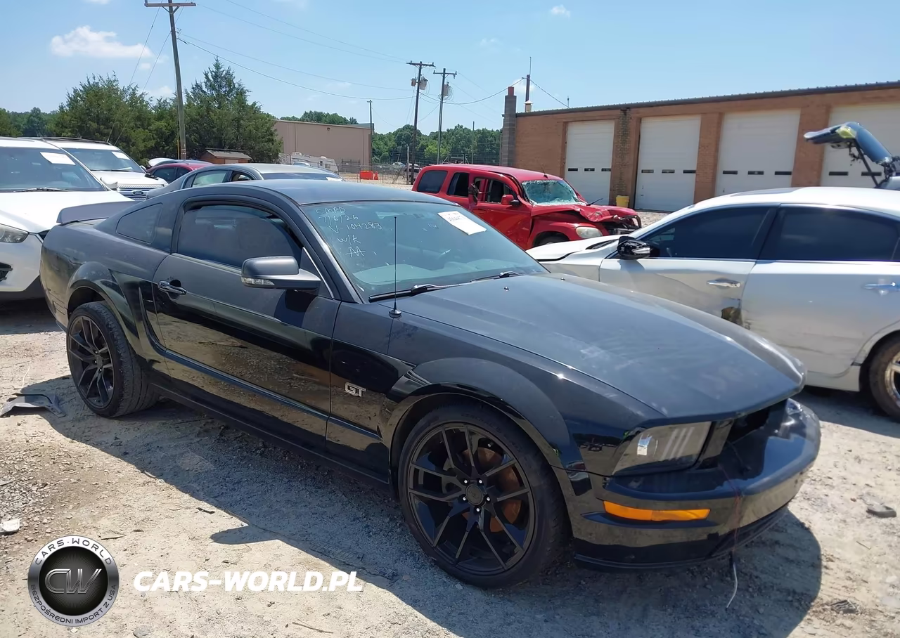 2005 Ford Mustang Gt Deluxe-Gt Premium – zdjęcie 1 z 16