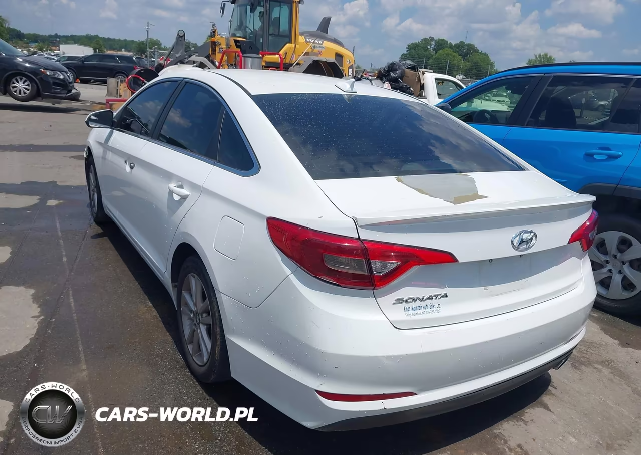 2016 Hyundai Sonata Se VIN:5NPE24AF2GH312179 - 3