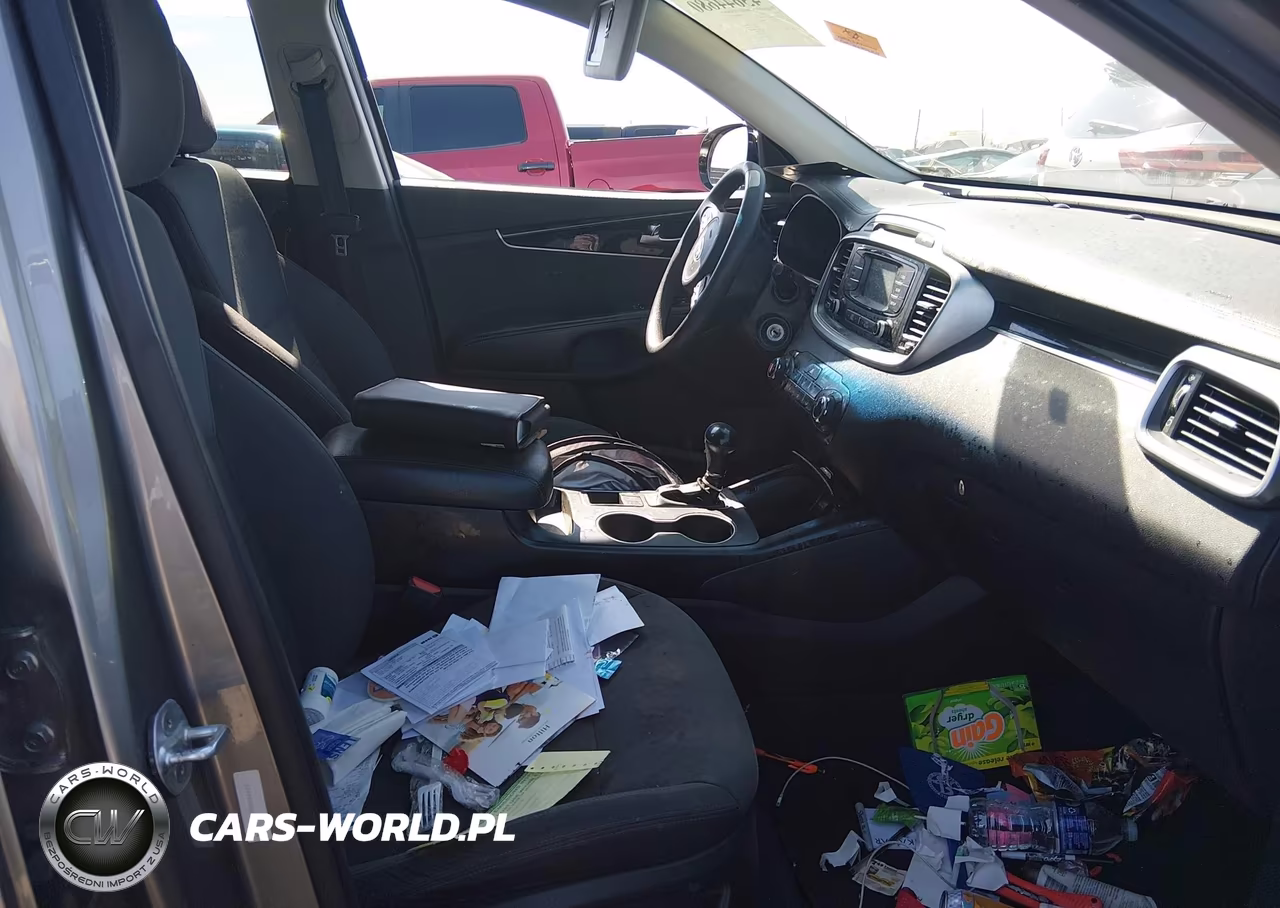 2017 Kia Sorento 3.3L Lx VIN:5XYPGDA50HG207909 - 5