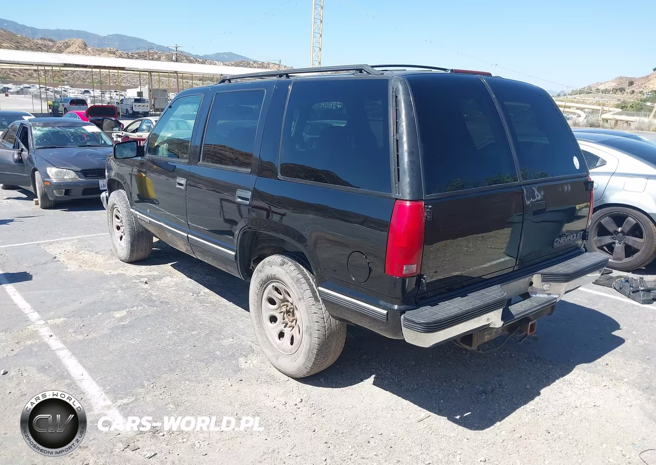 1999 Chevrolet Tahoe Ls VIN:1GNEK13R1XJ548083 - 3