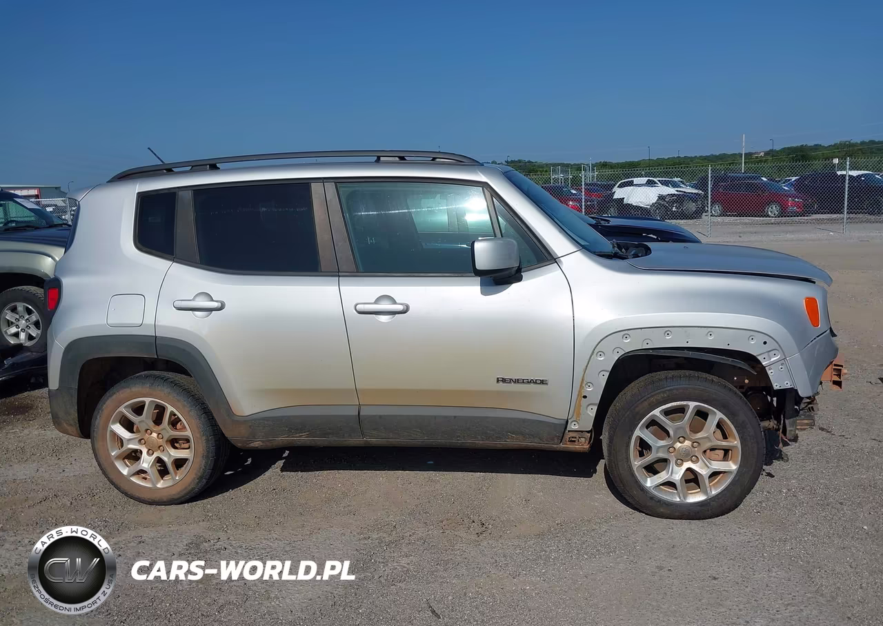 2017 Jeep Renegade Latitude VIN:ZACCJBBBXHPE64729 - 13