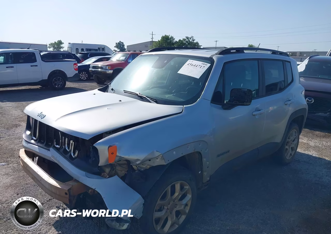 2017 Jeep Renegade Latitude VIN:ZACCJBBBXHPE64729 - 2