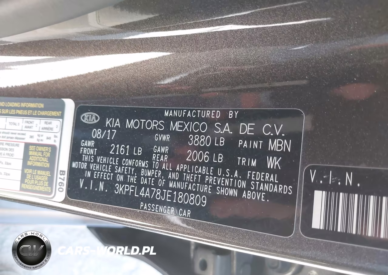 2018 Kia Forte Lx VIN:3KPFL4A78JE180809 - 9