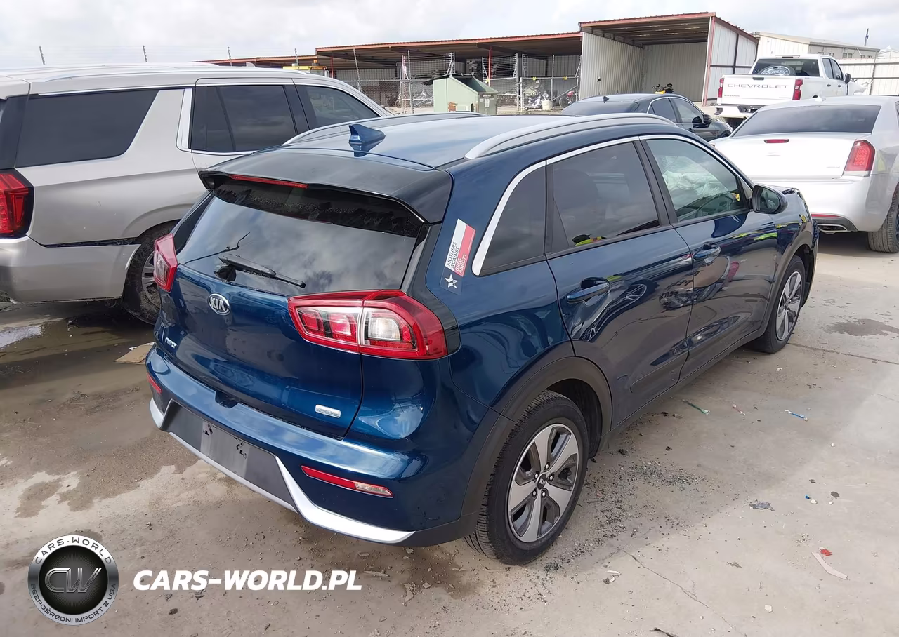 2018 Kia Niro Lx VIN:KNDCB3LC2J5204365 - 4