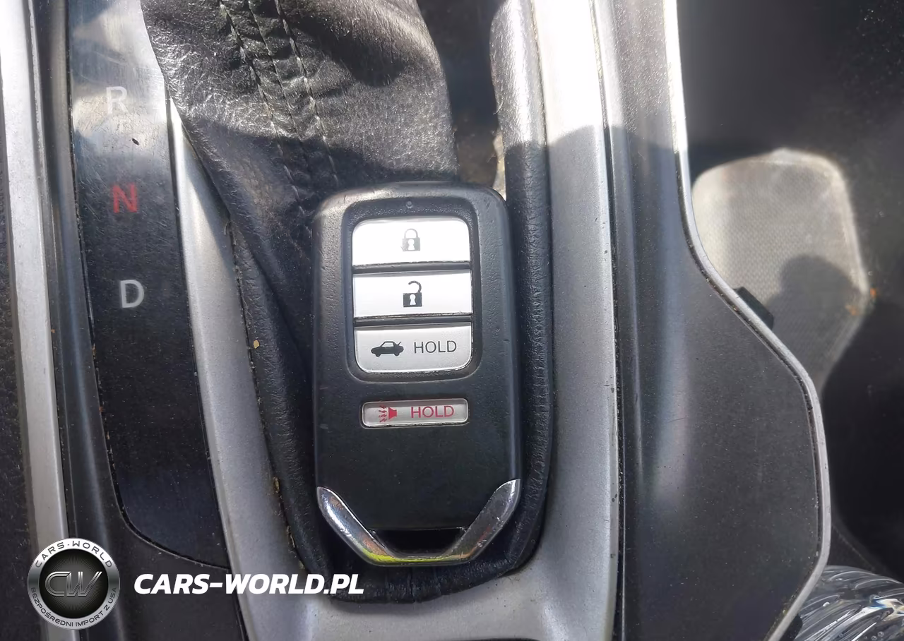 2018 Honda Accord Sport VIN:1HGCV1F32JA102449 - 11