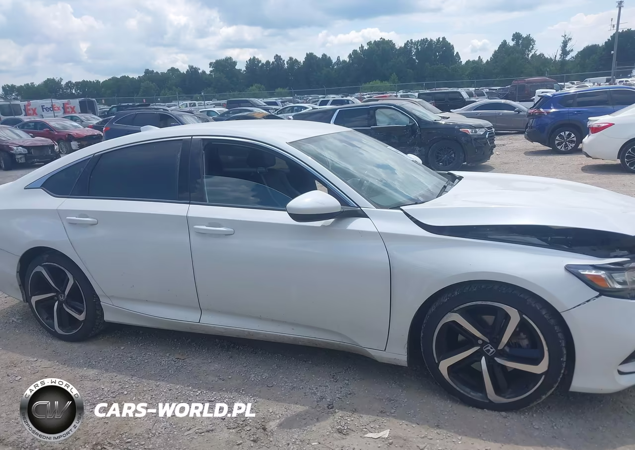 2018 Honda Accord Sport VIN:1HGCV1F32JA102449 - 13