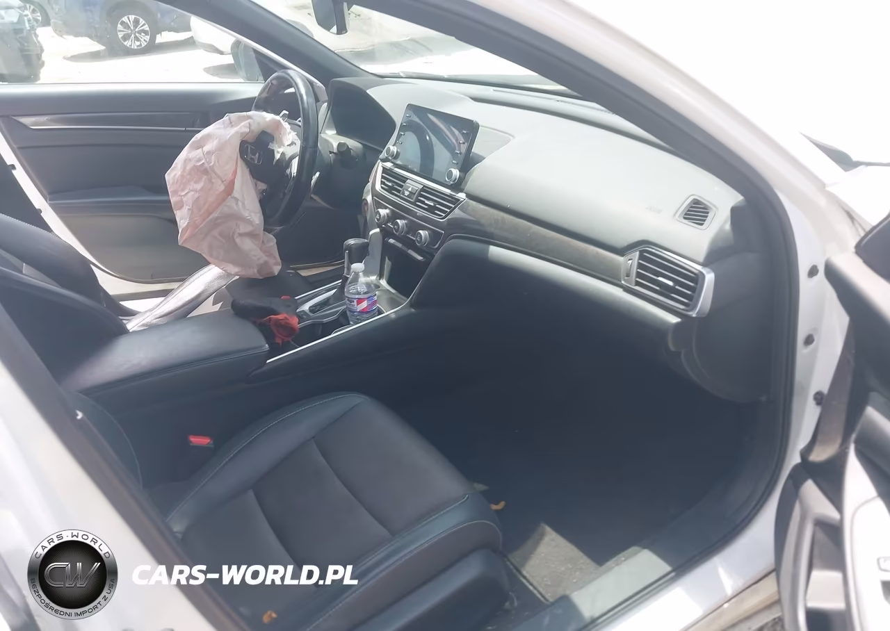 2018 Honda Accord Sport VIN:1HGCV1F32JA102449 - 5