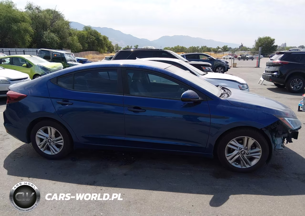 2020 Hyundai Elantra Sel VIN:5NPD84LF7LH511875 - 13