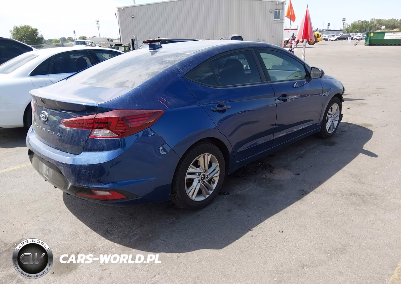 2020 Hyundai Elantra Sel VIN:5NPD84LF7LH511875 - 4