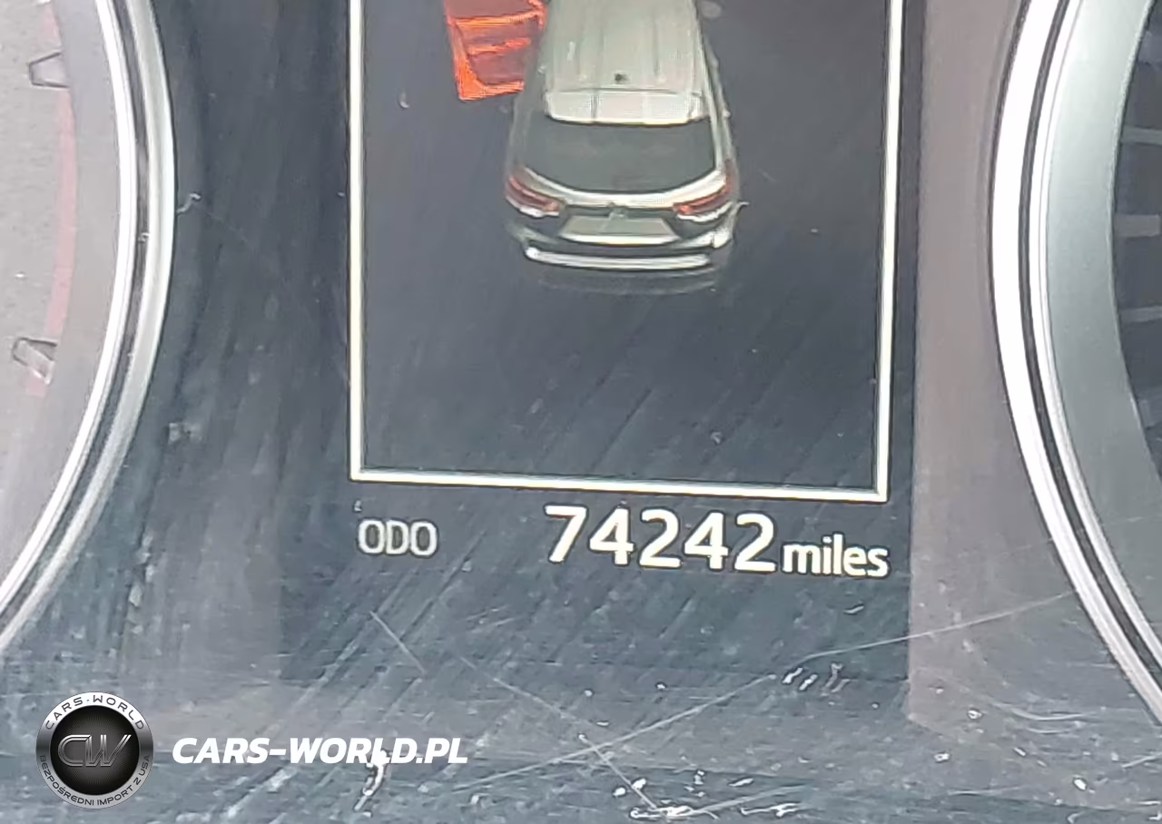 2019 Toyota Highlander Xle VIN:5TDJZRFH5KS981499 - 16