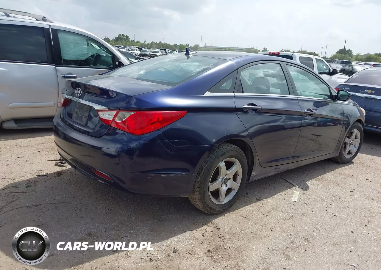 2011 Hyundai Sonata Gls VIN:5NPEB4AC9BH077200 - 4