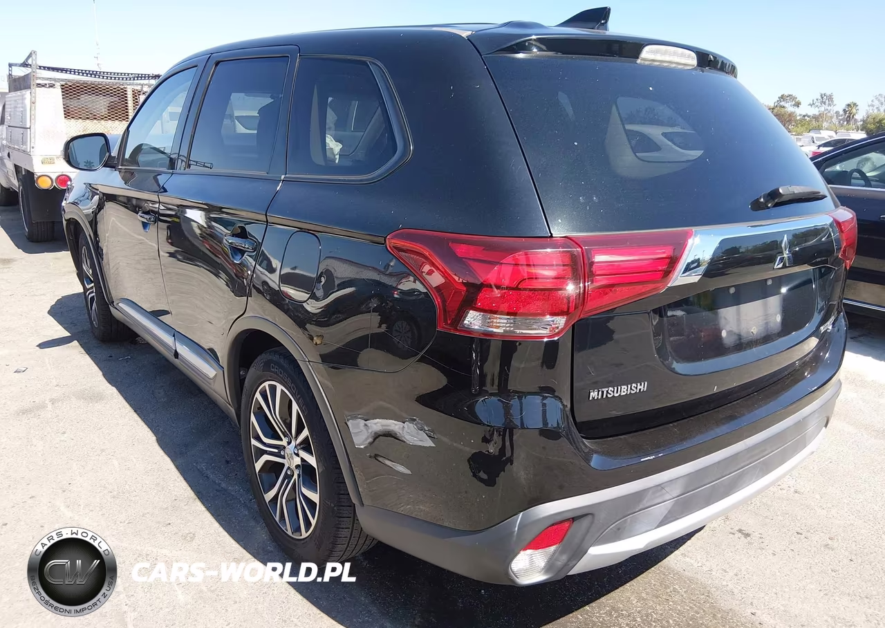 2018 Mitsubishi Outlander Se VIN:JA4AD3A39JZ042497 - 3