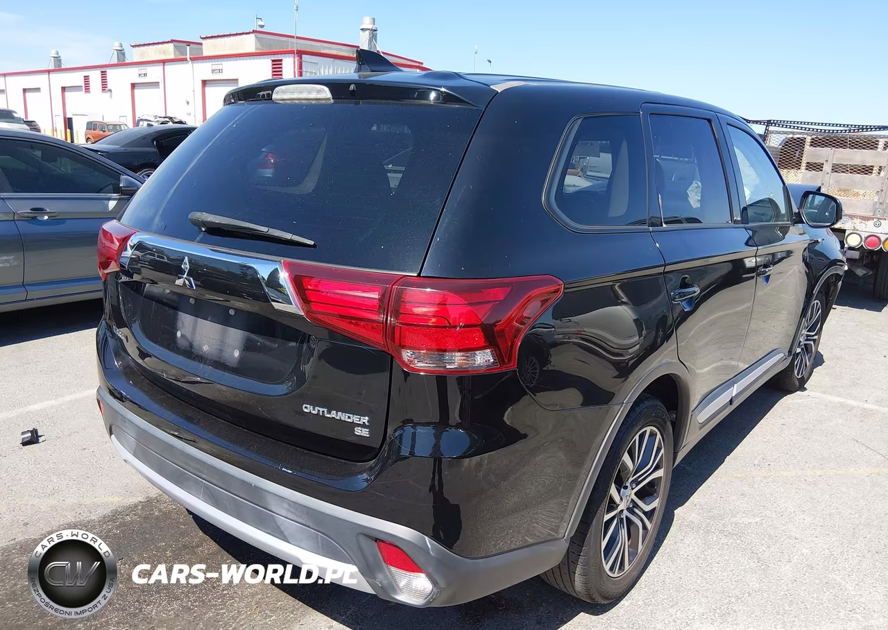 2018 Mitsubishi Outlander Se VIN:JA4AD3A39JZ042497 - 4