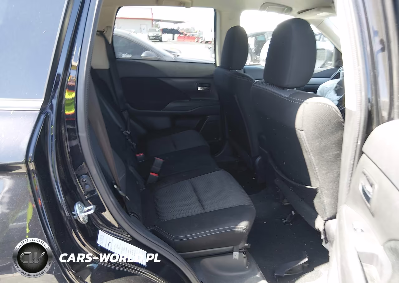 2018 Mitsubishi Outlander Se VIN:JA4AD3A39JZ042497 - 8