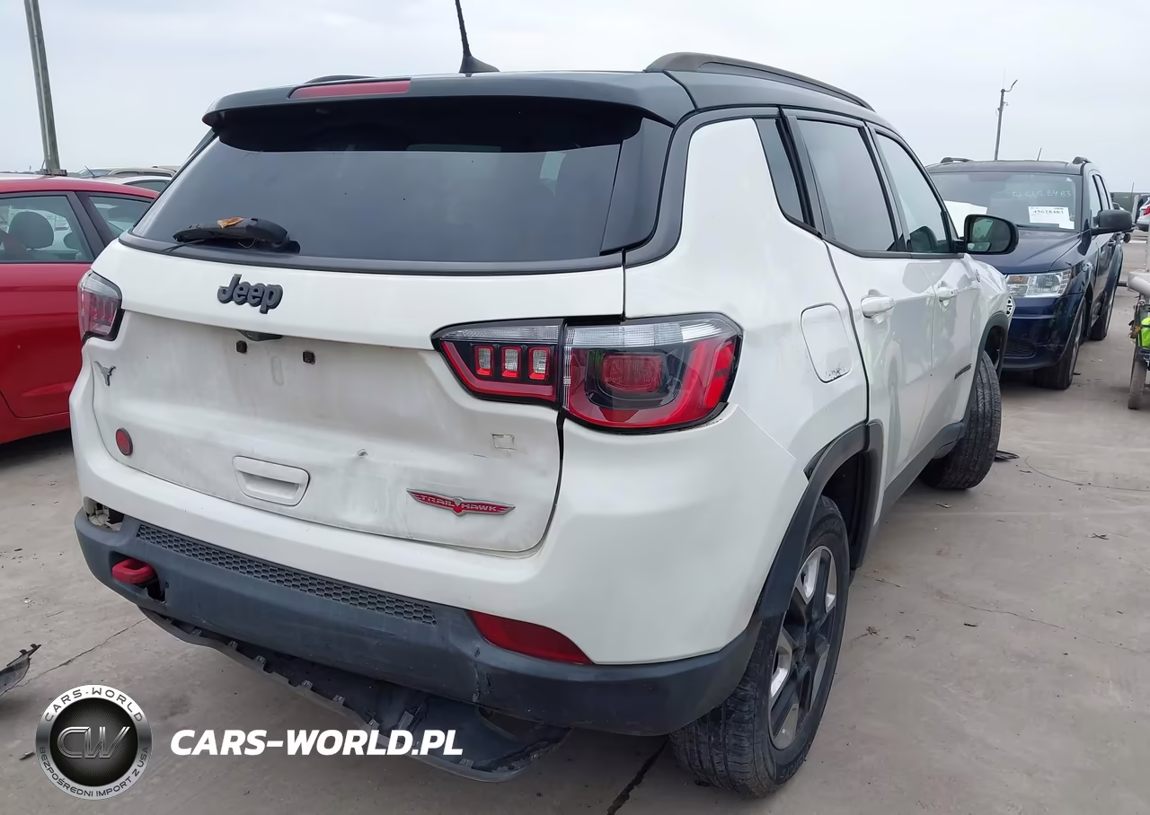 2018 Jeep Compass Trailhawk 4X4 VIN:3C4NJDDB0JT129429 - 4
