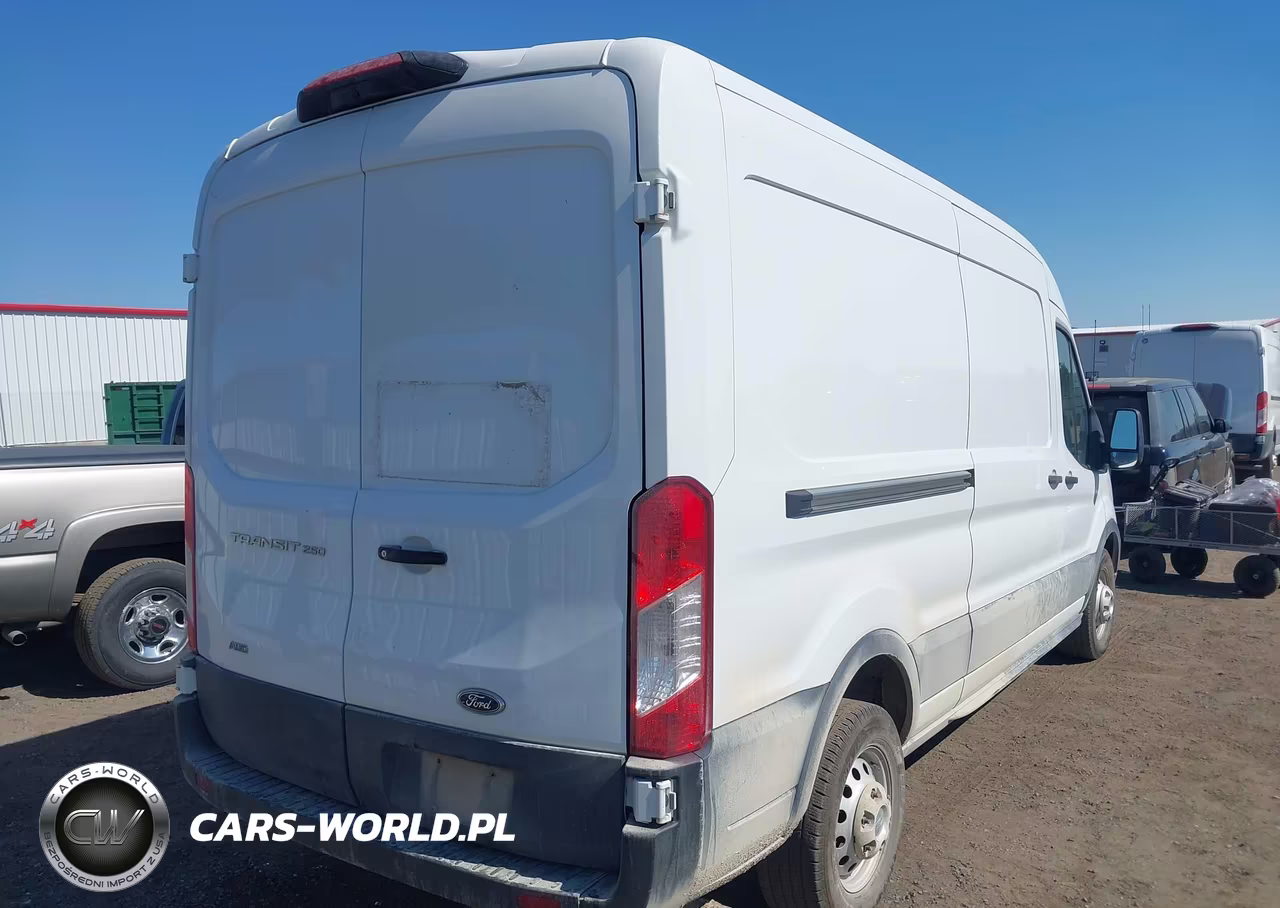 2023 Ford Transit-250 VIN:1FTBR2C84PKA42276 - 4