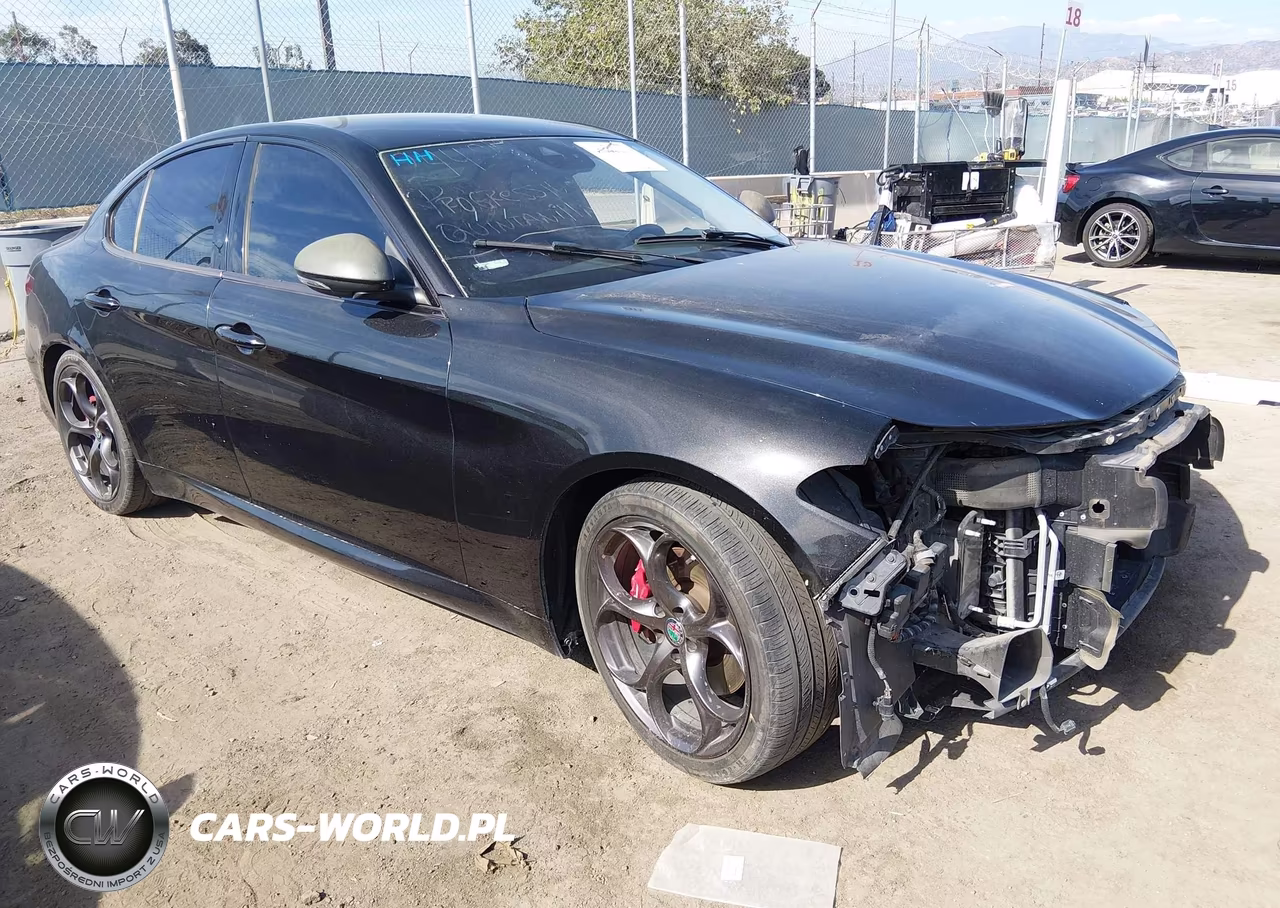 2017 Alfa Romeo Giulia Ti Rwd