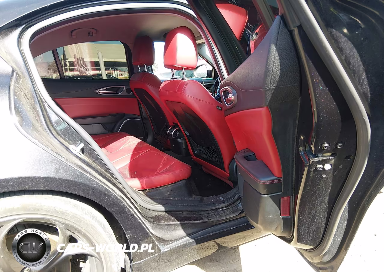 2017 Alfa Romeo Giulia Ti Rwd VIN:ZARFAECNXH7549922 - 8