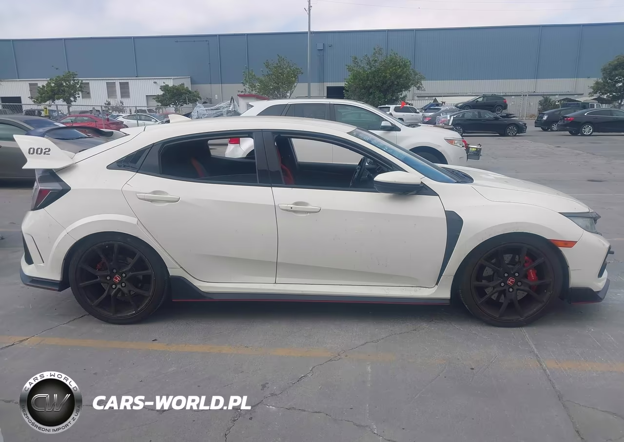 2019 Honda Civic Type R Touring VIN:SHHFK8G79KU203865 - 13