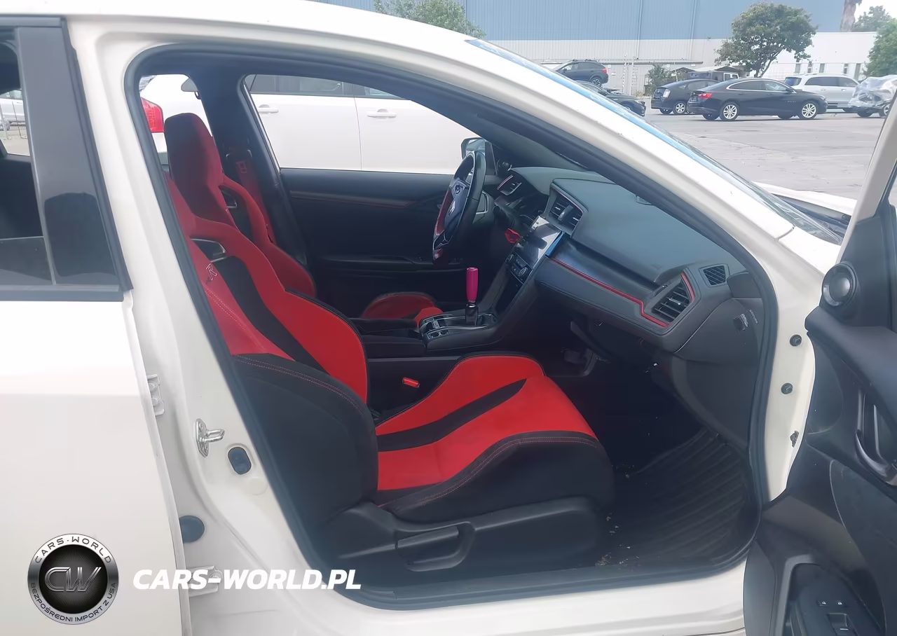 2019 Honda Civic Type R Touring VIN:SHHFK8G79KU203865 - 5