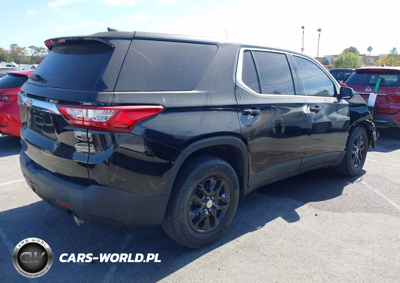 2018 Chevrolet Traverse Ls VIN:1GNERFKW5JJ143013 - 4