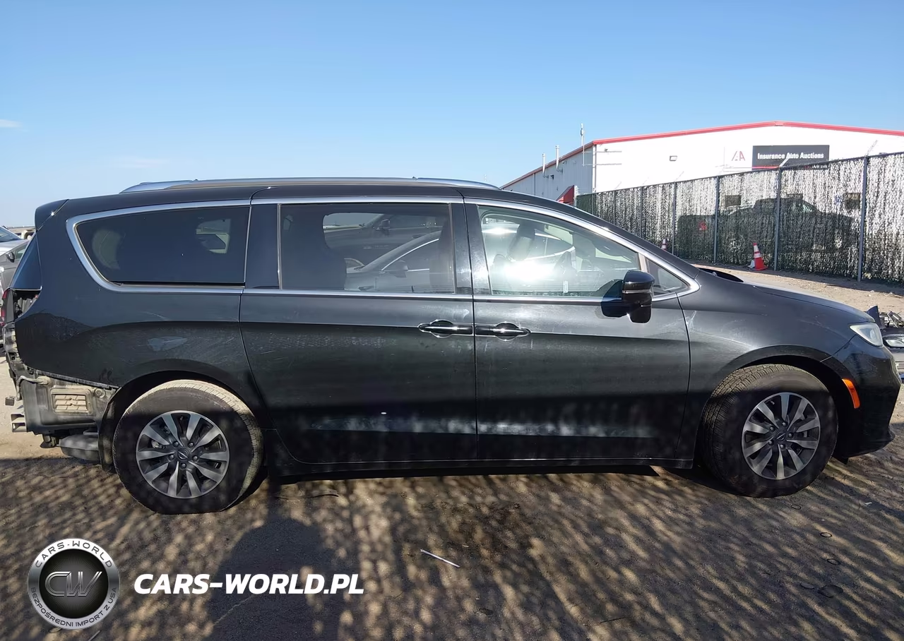2021 Chrysler Pacifica Touring L VIN:2C4RC1BG6MR534811 - 14