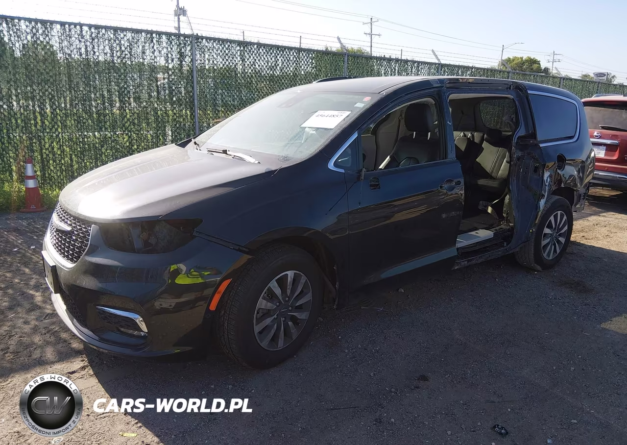 2021 Chrysler Pacifica Touring L VIN:2C4RC1BG6MR534811 - 2