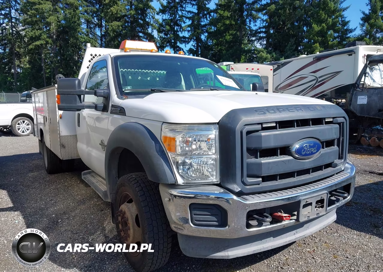 2013 Ford F-550 Chassis Xl