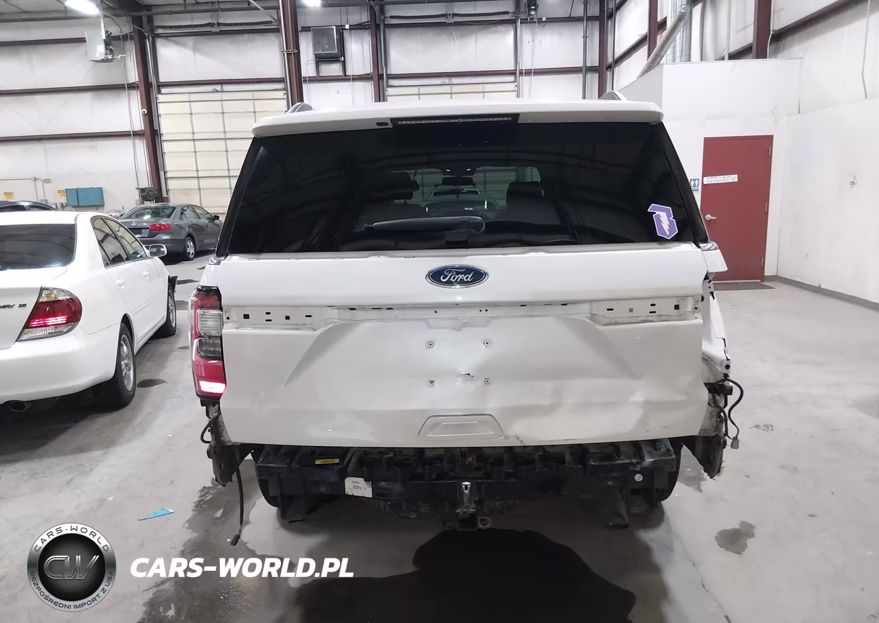 2018 Ford Expedition Max Limited VIN:1FMJK1KT5JEA57631 - 17