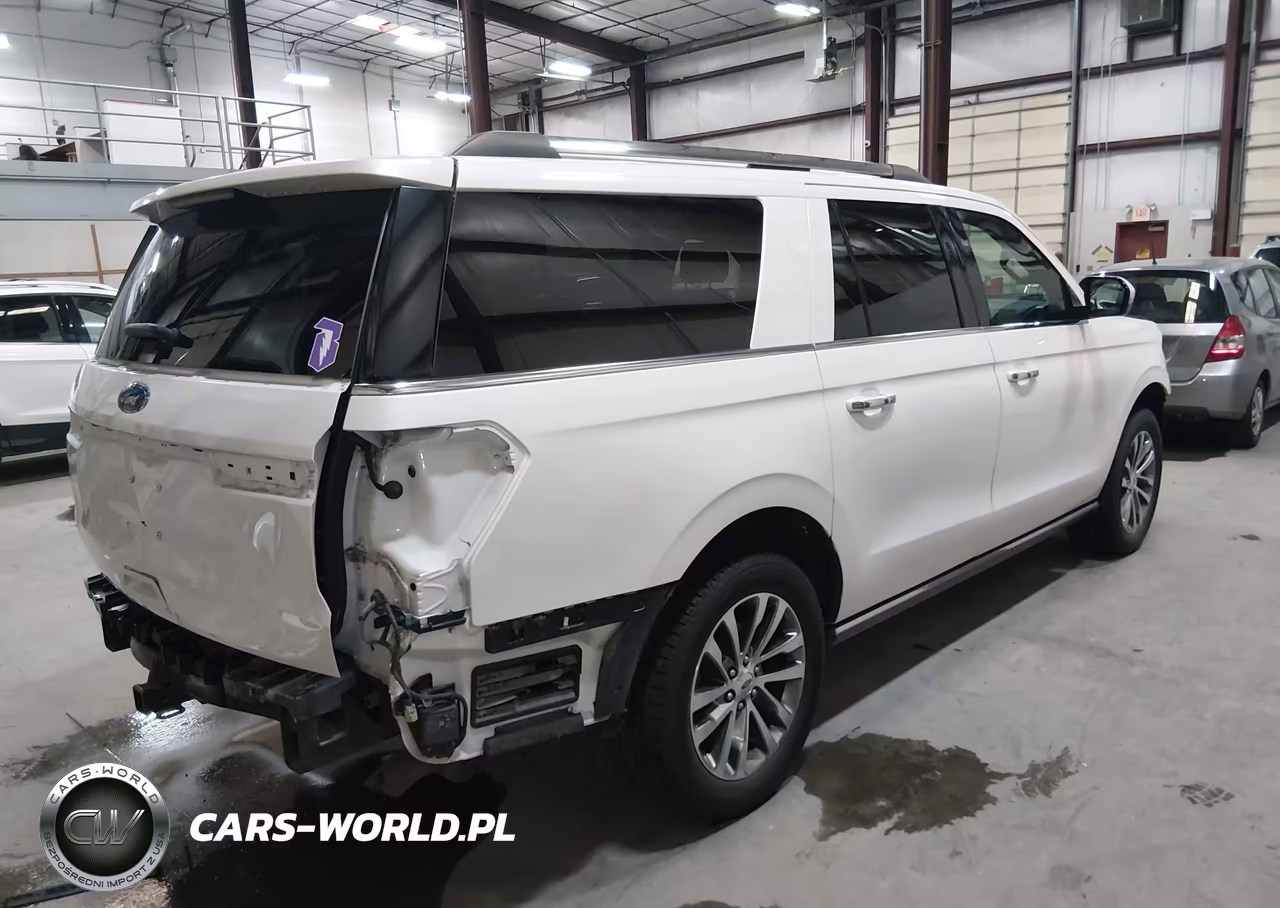 2018 Ford Expedition Max Limited VIN:1FMJK1KT5JEA57631 - 4