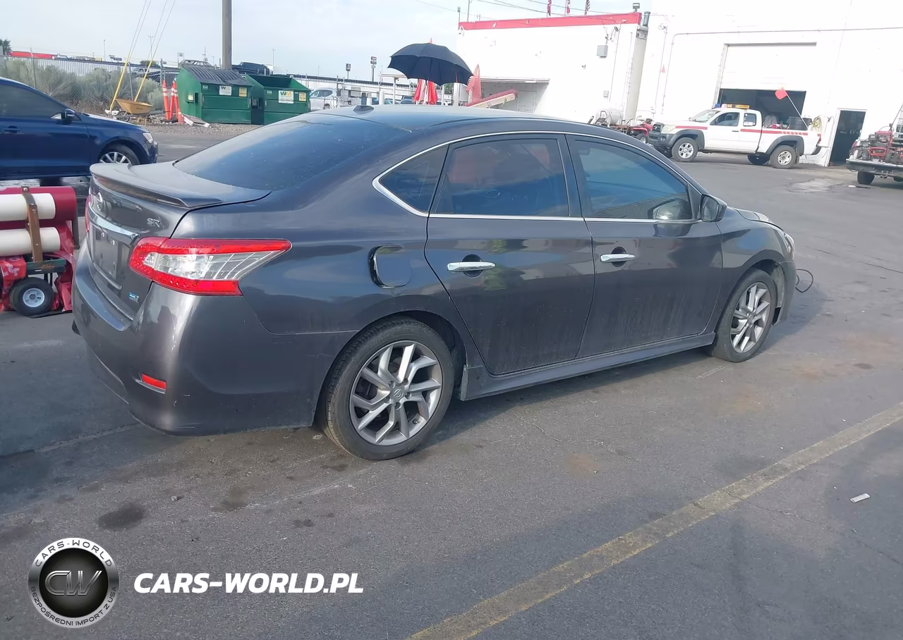 2013 Nissan Sentra Sr VIN:3N1AB7AP9DL563532 - 4