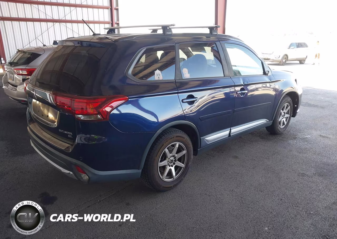 2016 Mitsubishi Outlander Sel VIN:JA4AD3A33GZ019015 - 4