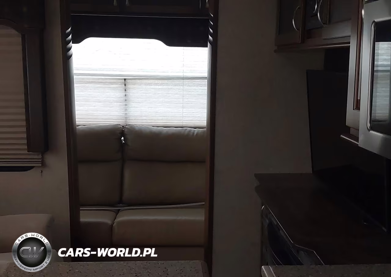 2017 Cedar Creek Silverback Series 33 VIN:4X4FCRJ29HS216347 - 14