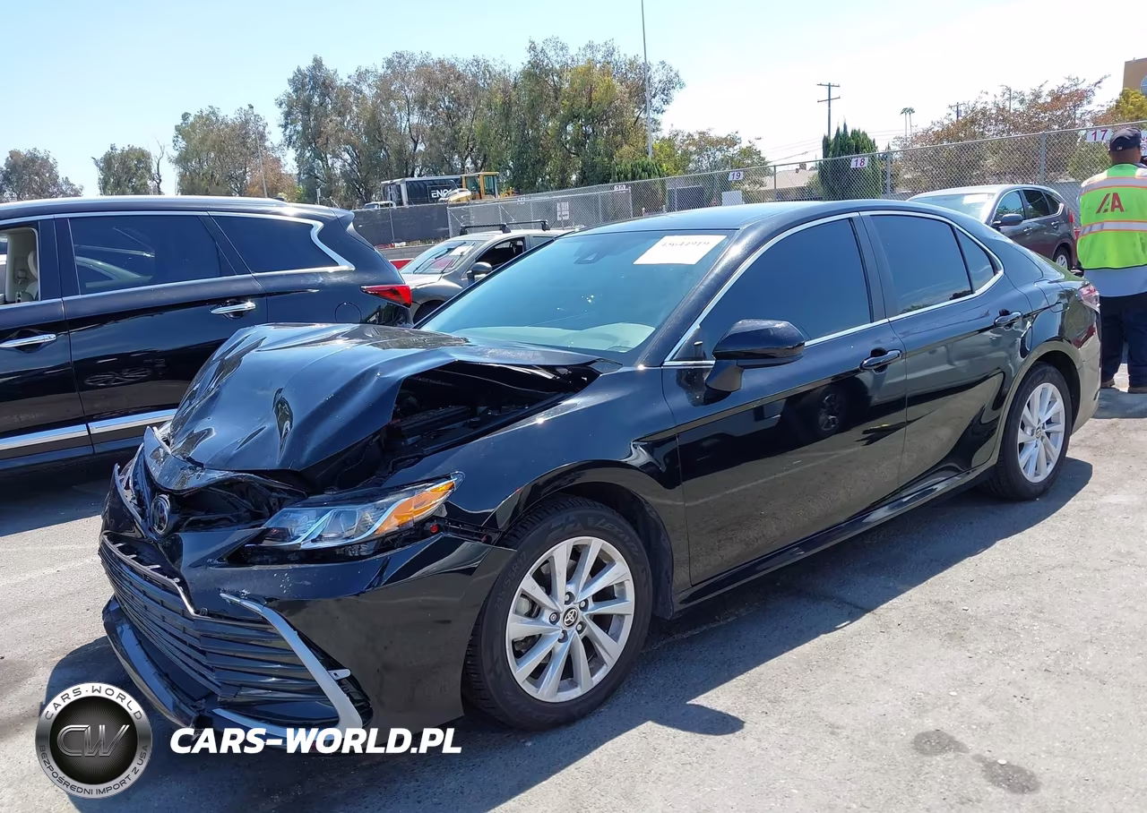 2024 Toyota Camry Le VIN:4T1C11AKXRU252128 - 2