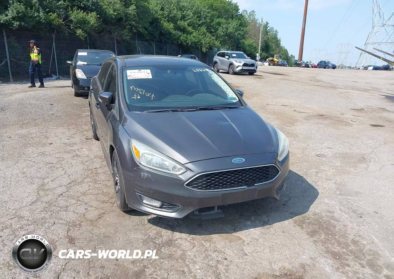 2016 Ford Focus Se VIN:1FADP3F26GL248646 - 6