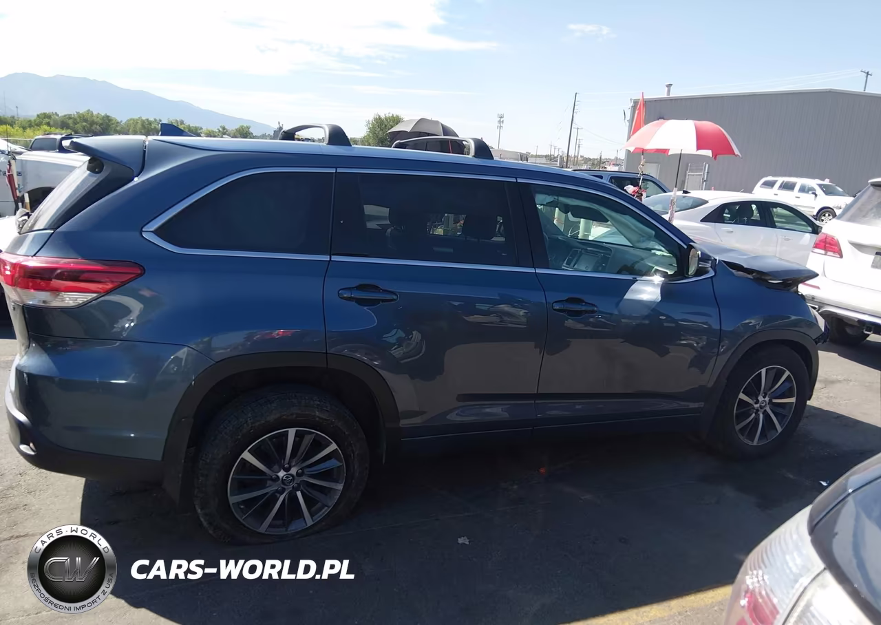 2017 Toyota Highlander Xle VIN:5TDJZRFHXHS430008 - 13