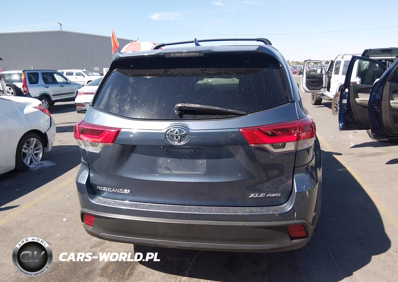 2017 Toyota Highlander Xle VIN:5TDJZRFHXHS430008 - 16