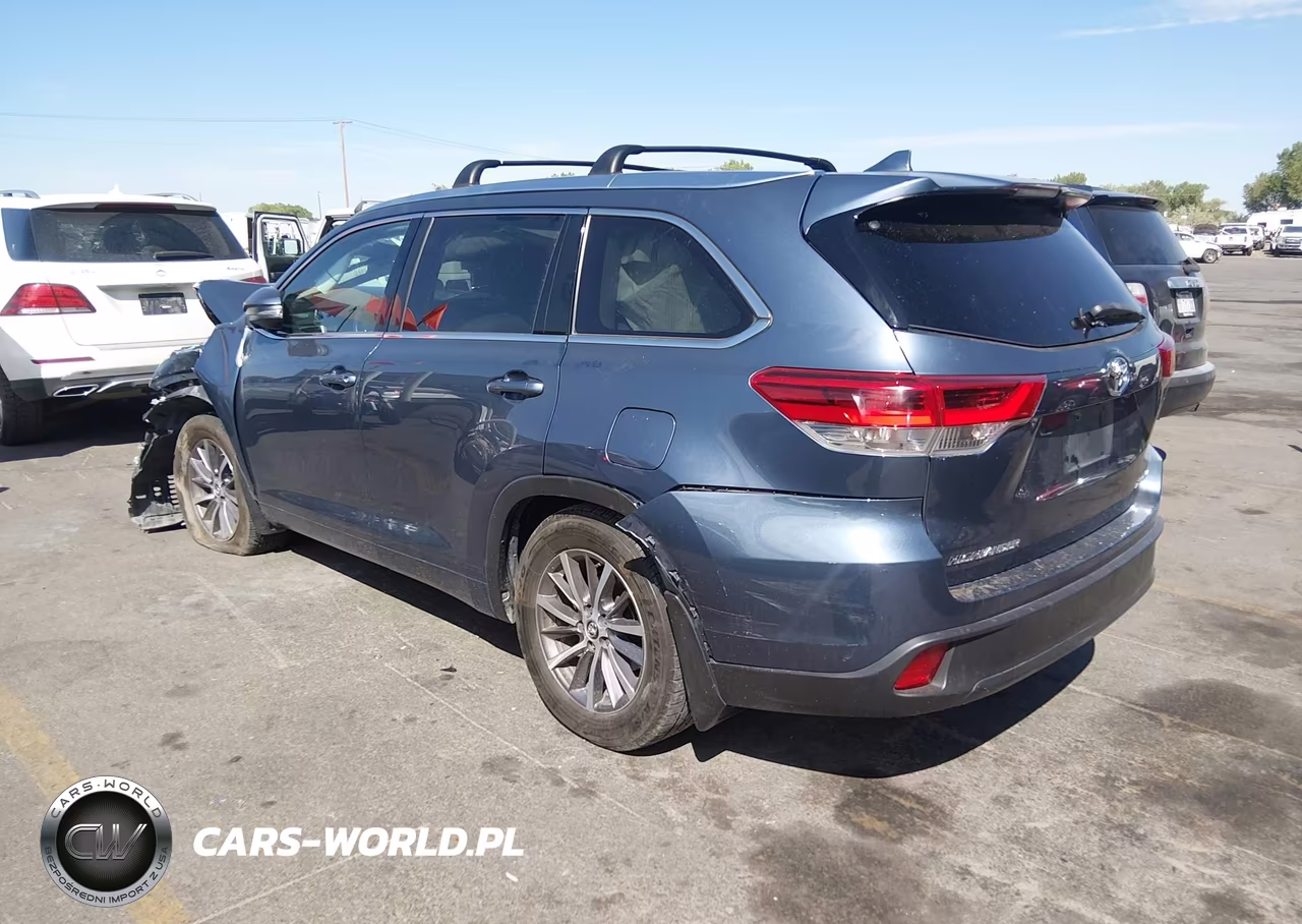 2017 Toyota Highlander Xle VIN:5TDJZRFHXHS430008 - 3