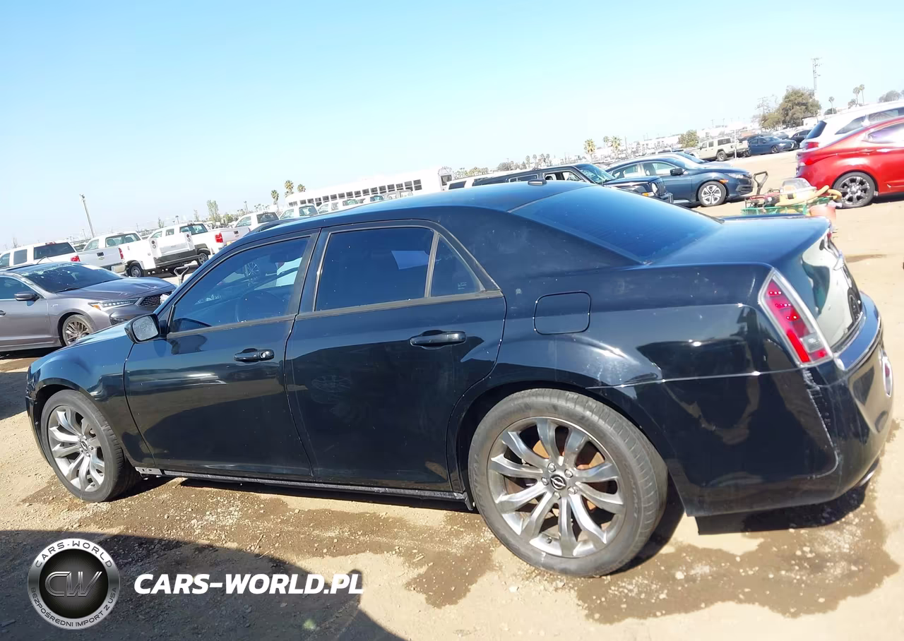 2014 Chrysler 300 300S VIN:2C3CCABG8EH257256 - 14