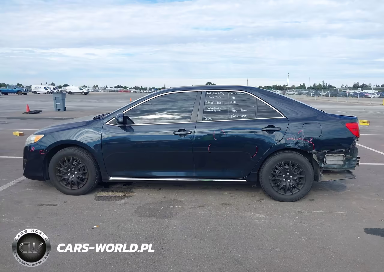 2013 Toyota Camry Le VIN:4T1BF1FK0DU262486 - 15