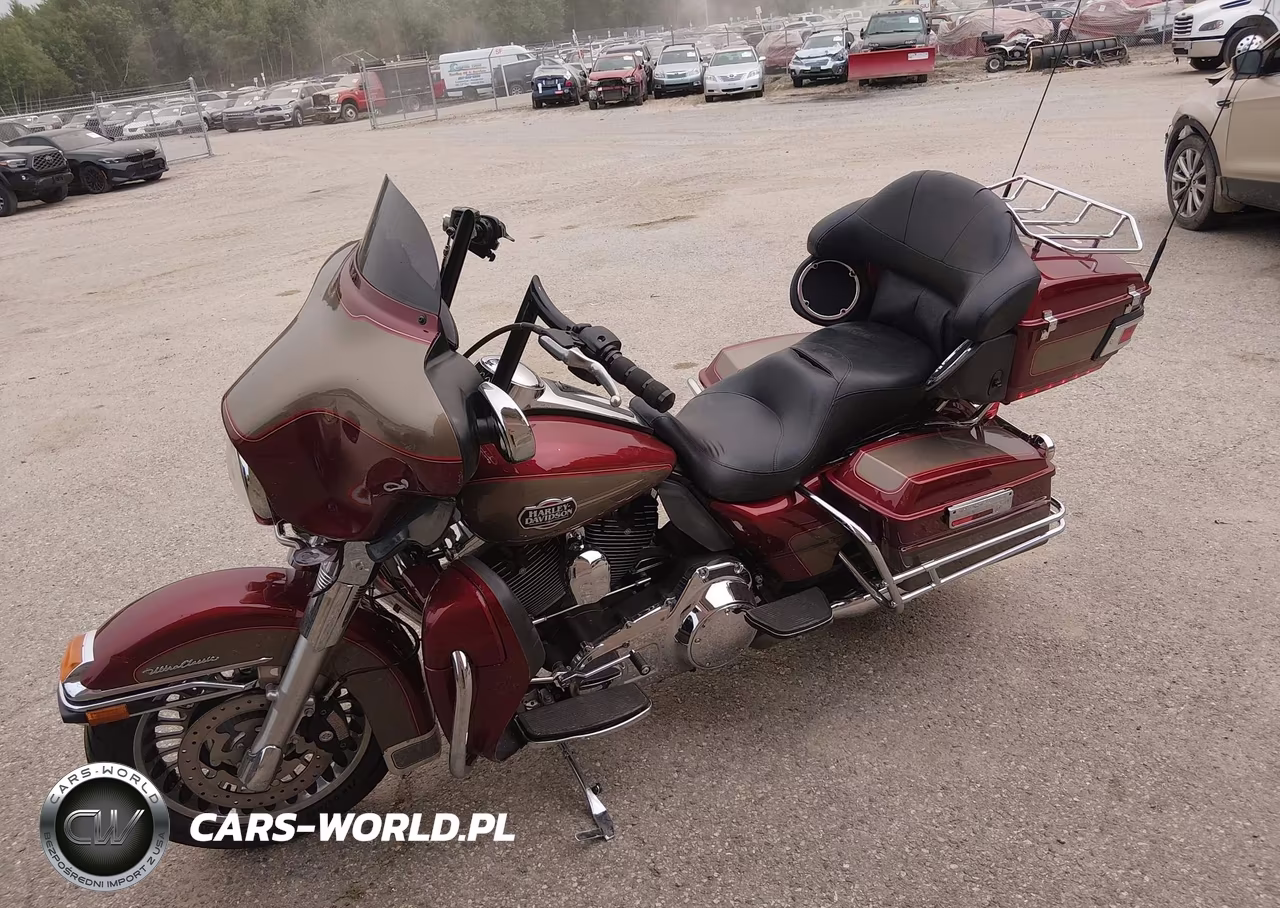 2009 Harley-Davidson Flhtcu VIN:1HD1FC4159Y679168 - 14
