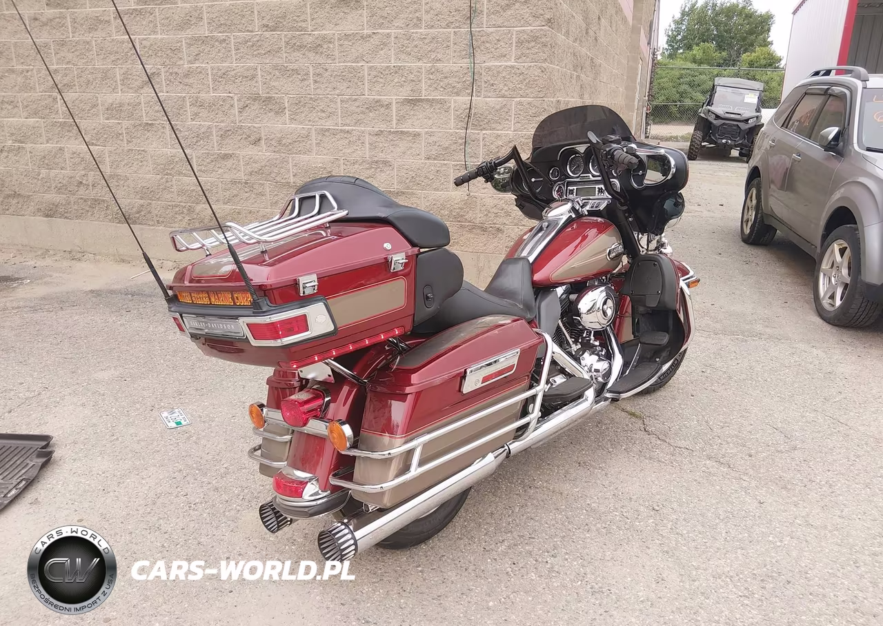 2009 Harley-Davidson Flhtcu VIN:1HD1FC4159Y679168 - 4
