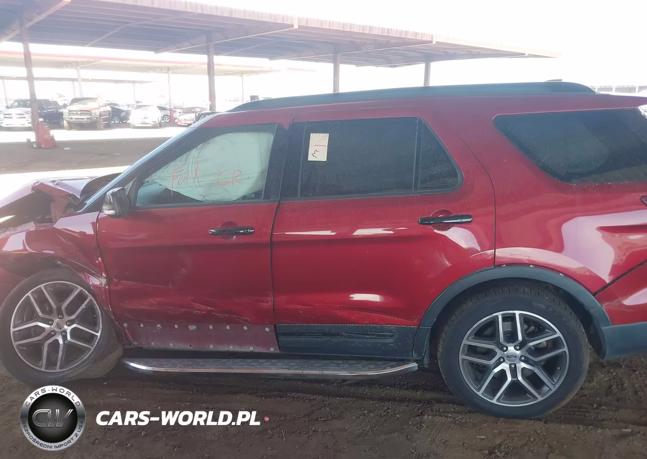 2017 Ford Explorer Sport VIN:1FM5K8GT4HGB12328 - 14