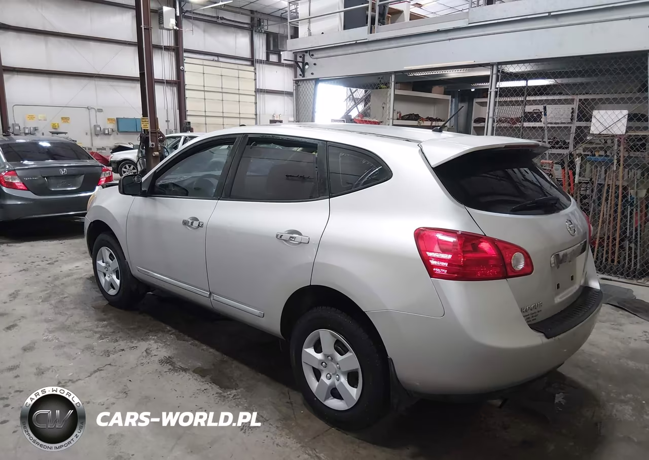 2011 Nissan Rogue S VIN:JN8AS5MV5BW688003 - 3