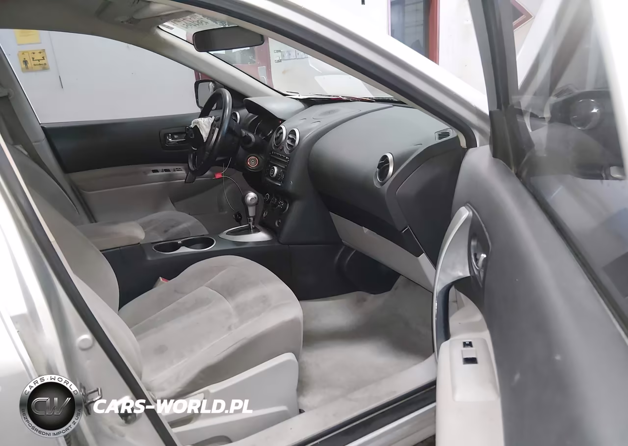 2011 Nissan Rogue S VIN:JN8AS5MV5BW688003 - 5