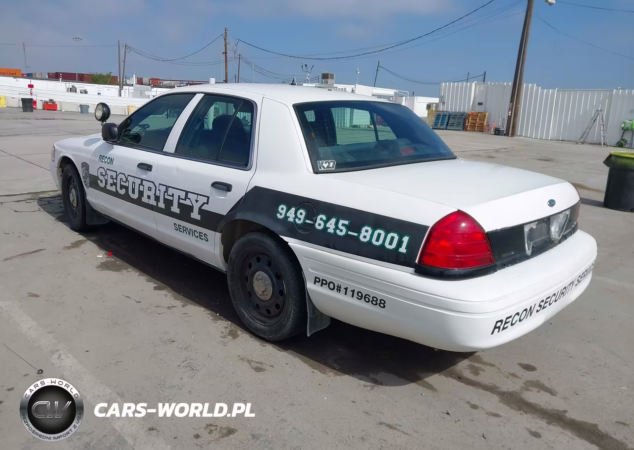 2009 Ford Crown Victoria Police Interceptor VIN:2FAHP71V19X117107 - 3