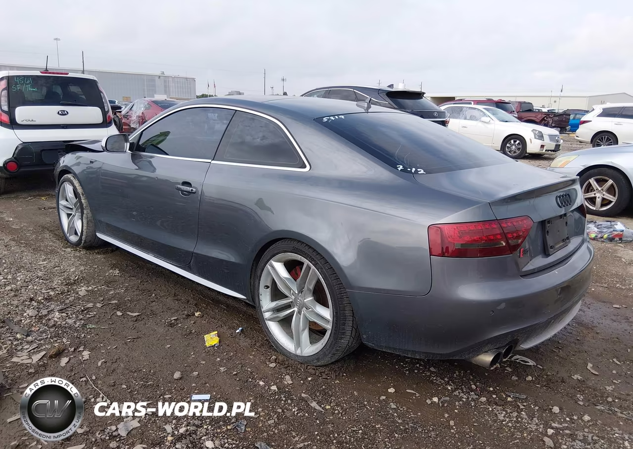 2012 Audi S5 Prestige VIN:WAU3VAFR9CA005719 - 3