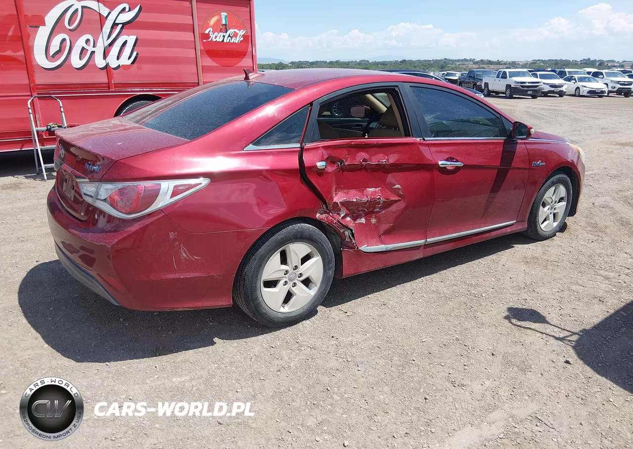 2011 Hyundai Sonata Hybrid VIN:KMHEC4A49BA003204 - 4
